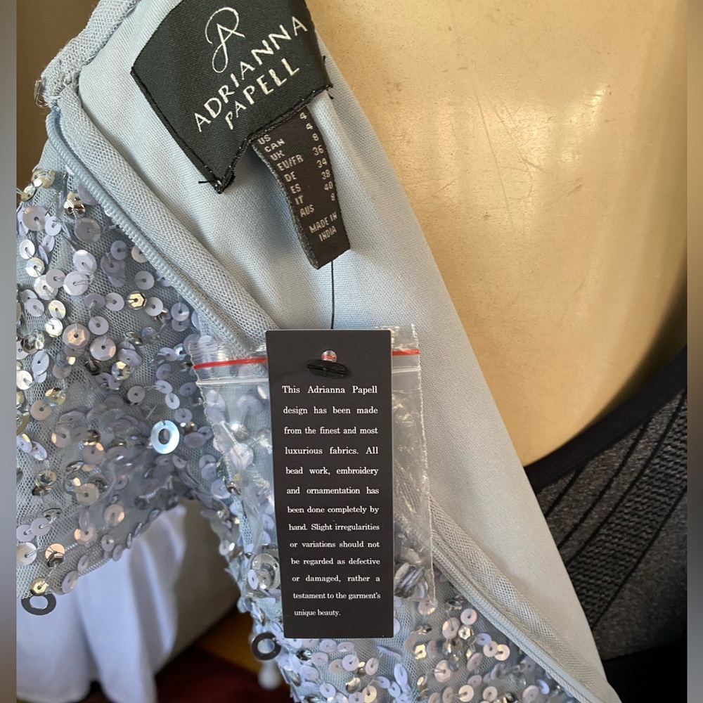 NWT Adrianna Papell Silver/ gray V-Neck Mini Dress Size 4. - Picture 9 of 12